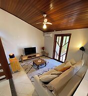 Casa 5 Ruas com Hidro - Rio Tavares Florianopolis