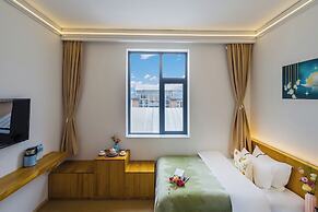 Shangri-La Chenxia Courtyard Homestay