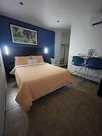 Estudios 303