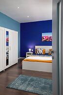 Luxury 3BR APT with Terrace & Views