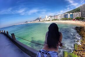 3 Minutos da Praia - Pedra do Arpoador