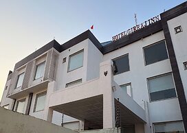 Hotel Girraj Inn