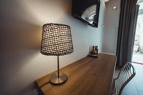 Endea Suite Rooms & Lounge SPA