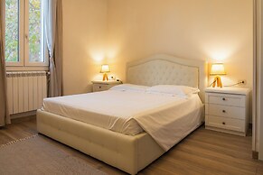 Emilia Suite Home