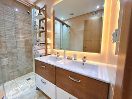 3 bedrooms apartment in secure Résidence