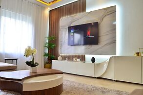 3 bedrooms apartment in secure Résidence