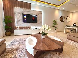3 bedrooms apartment in secure Résidence