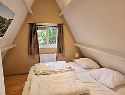 Lovely Private Chalet Near Durbuy