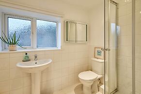 Host and Stay 36 Hardy Meadows