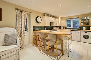 Host and Stay 36 Hardy Meadows