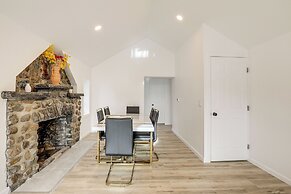 Pet-friendly Home w/ Lake Views & Deck!