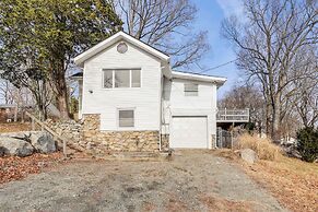Pet-friendly Home w/ Lake Views & Deck!
