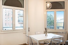 Rental in Rome Matilde Modern Apartment