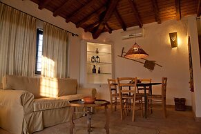 Casale Vecchio Abruzzo Countryside Spacious and Authentic Private Vill