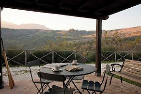 Casale Vecchio Abruzzo Countryside Spacious and Authentic Private Vill