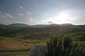 Casale Vecchio Abruzzo Countryside Spacious and Authentic Private Vill