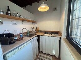 Casale Vecchio Abruzzo Countryside Spacious and Authentic Private Vill