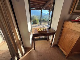 Casale Vecchio Abruzzo Countryside Spacious and Authentic Private Vill