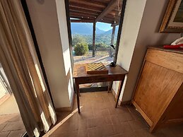 Casale Vecchio Abruzzo Countryside Spacious and Authentic Private Vill