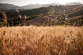 Casale Vecchio Abruzzo Countryside Spacious and Authentic Private Vill