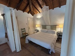 Casale Vecchio Abruzzo Countryside Spacious and Authentic Private Vill