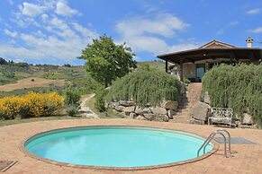 Casale Vecchio Abruzzo Countryside Spacious and Authentic Private Vill
