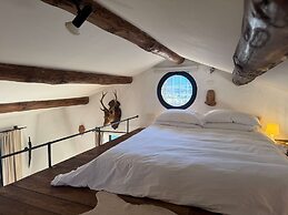 Casale Vecchio Abruzzo Countryside Spacious and Authentic Private Vill