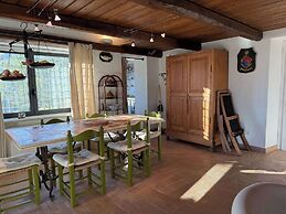 Casale Vecchio Abruzzo Countryside Spacious and Authentic Private Vill