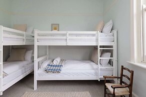 Victorian House Sleeps 14 Pool and Gardens