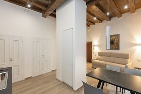 Rental in Rome Navona Modern Apartment