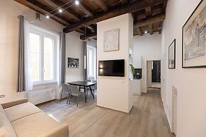 Rental in Rome Navona Modern Apartment