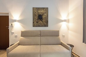 Rental in Rome Navona Modern Apartment