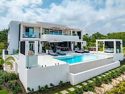 Apes Hill - Fresh Wind 4 Bedroom Villa