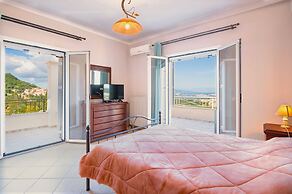 Villa Tzintzola in Kato Garouna