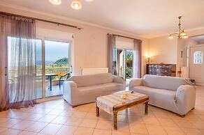 Villa Tzintzola in Kato Garouna