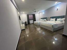 Sunrise Dreamworld Resort