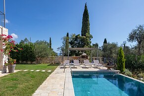Mateo Stone Villa in Kato Korakiana