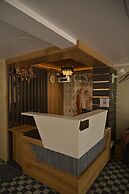 Hotel Satyabhama Lodging