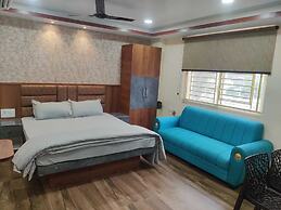 Hotel Satyabhama Lodging