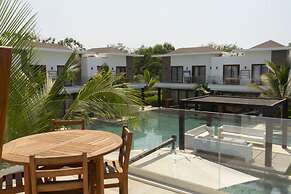 New Villa With Pool Access for 7 ppl and 2 BR
