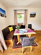 Schickster Mountain Lodge