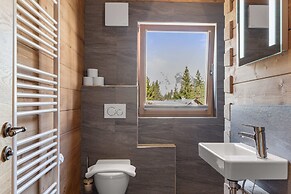 Schickster Mountain Lodge