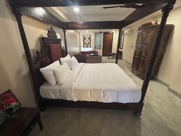RAJMAHAL HOTEL & RESORT