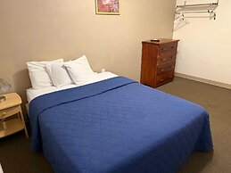 Sagebrush Inn