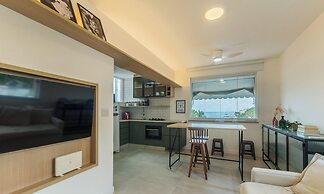 Apt w/ Ocean View 100 m From the Beach Eia0409