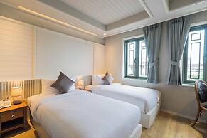 TUAN Hotel Bangkok near Wat Arun