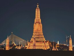 TUAN Hotel Bangkok near Wat Arun