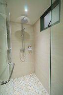 TUAN Hotel Bangkok near Wat Arun