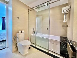 Goldcoast Premium Beachfront Apartment
