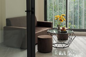 Collection O West Lake Apartment